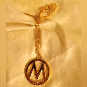 Mai K farrow Vintage Collection gold tone butterfly key ring